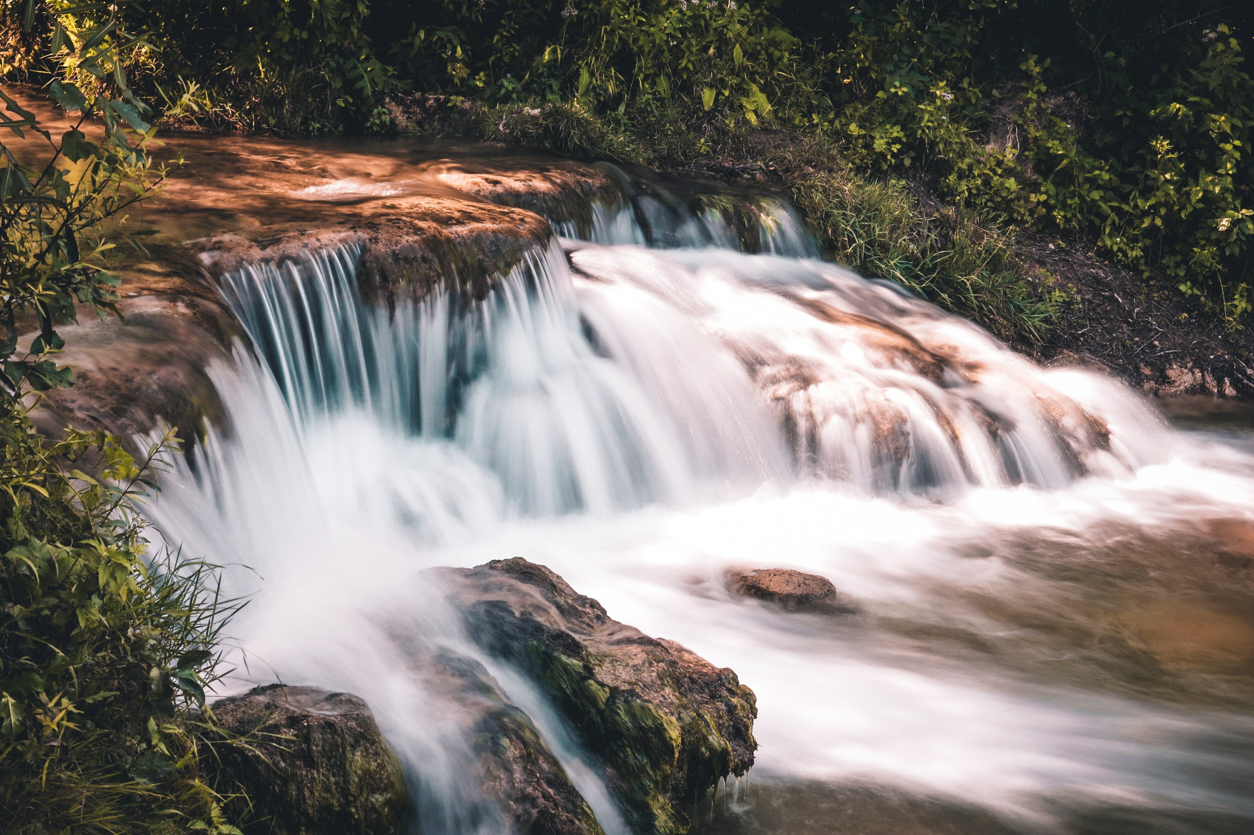 Time Lapse Waterfall. Photo by Vojta Kovařík